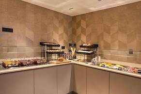 Best Western Plus Le Fairway Hotel & Spa Golf d'Arras