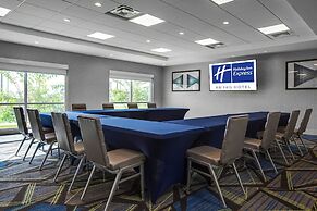 Holiday Inn Express & Suites Sanford- Lake Mary by IHG