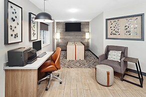 Candlewood Suites Appleton by IHG