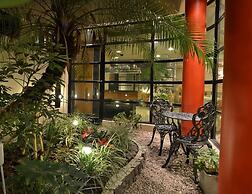 Sarmiento Palace Hotel