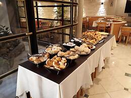 Sarmiento Palace Hotel