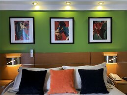 Sarmiento Palace Hotel