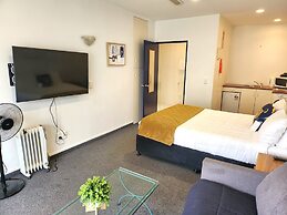 U Studios Paraparaumu Beach