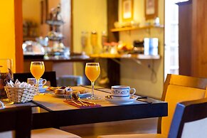 Hotel LIVVO La Quinta Roja