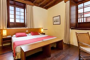 Hotel LIVVO La Quinta Roja