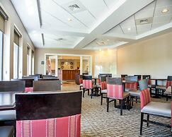 Comfort Suites West Warwick - Providence