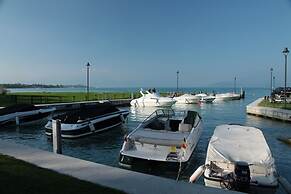 Yachting Hotel Mistral