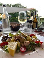 Yachting Hotel Mistral
