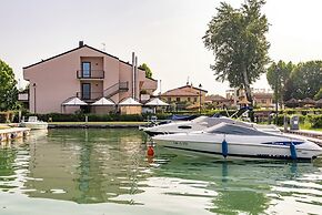 Yachting Hotel Mistral