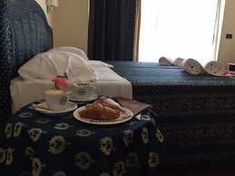 Yachting Hotel Mistral