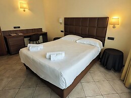 Yachting Hotel Mistral