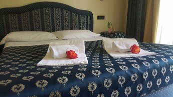 Yachting Hotel Mistral