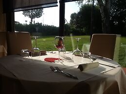 Yachting Hotel Mistral
