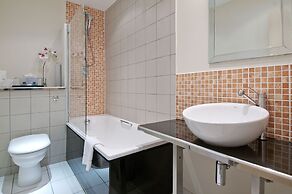 Grand Plaza Serviced Apartments