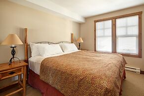 Panorama Mountain Resort - Ski Tip Tamarack Condos