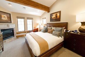 The Chateaux Deer Valley