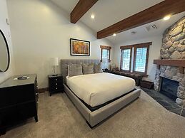 The Chateaux Deer Valley