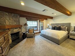 The Chateaux Deer Valley