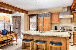 The Chateaux Deer Valley
