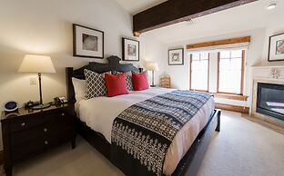 The Chateaux Deer Valley