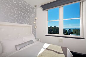 La Pensione Hotel