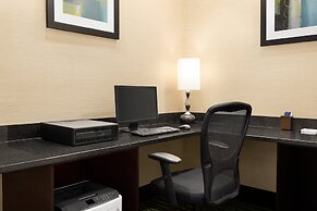 Holiday Inn Express Hotel & Suites Edmond by IHG