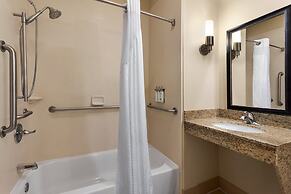 Holiday Inn Express Hotel & Suites Edmond by IHG