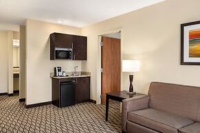 Holiday Inn Express Hotel & Suites Edmond by IHG