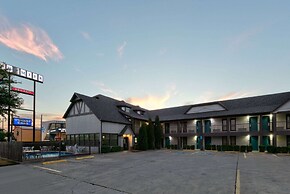 Howard Johnson by Wyndham San Marcos