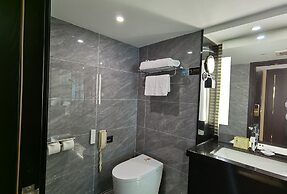 Guangdong Hotel-Free Shuttle & Registration Counter Service during Can