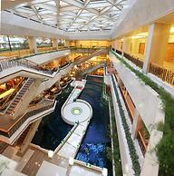 Guangdong Hotel-Free Shuttle & Registration Counter Service during Can