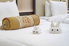 Guangdong Hotel-Free Shuttle & Registration Counter Service during Can