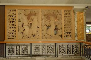 Guangdong Hotel-Free Shuttle & Registration Counter Service during Can