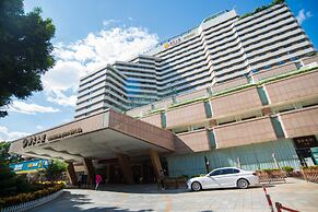 Guangdong Hotel-Free Shuttle & Registration Counter Service during Can