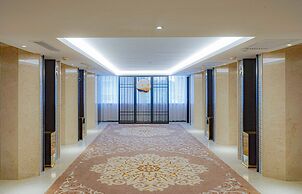 Guangdong Hotel-Free Shuttle & Registration Counter Service during Can