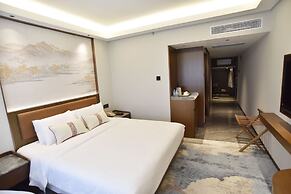 Guangdong Hotel-Free Shuttle & Registration Counter Service during Can