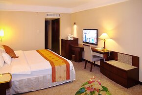 Guangdong Hotel-Free Shuttle & Registration Counter Service during Can