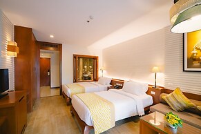 The Royal Paradise Hotel & Spa