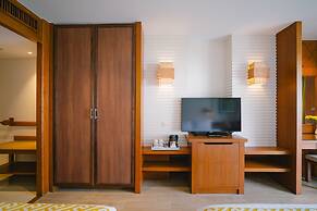 The Royal Paradise Hotel & Spa