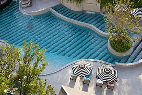 The Royal Paradise Hotel & Spa