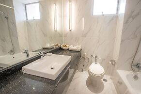 The Royal Paradise Hotel & Spa