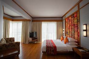 The Royal Paradise Hotel & Spa