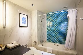 The Royal Paradise Hotel & Spa