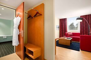 Ramada Encore by Wyndham Geneva