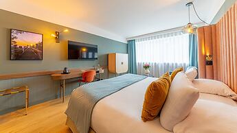 Riviera – Hotel, Restaurant & Spa (formerly Golden Tulip Aix les Bains