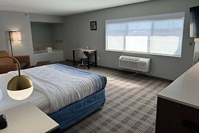 AmericInn by Wyndham Shakopee Near Canterbury Park