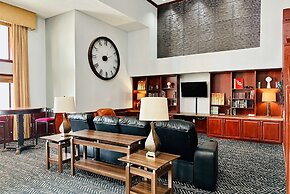 AmericInn by Wyndham Shakopee Near Canterbury Park
