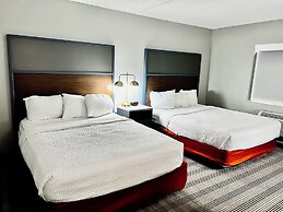 AmericInn by Wyndham Shakopee Near Canterbury Park