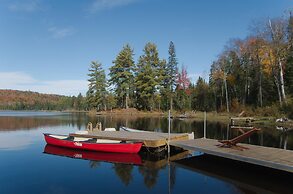 Algonquin Eco-Lodge