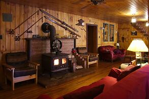 Algonquin Eco-Lodge